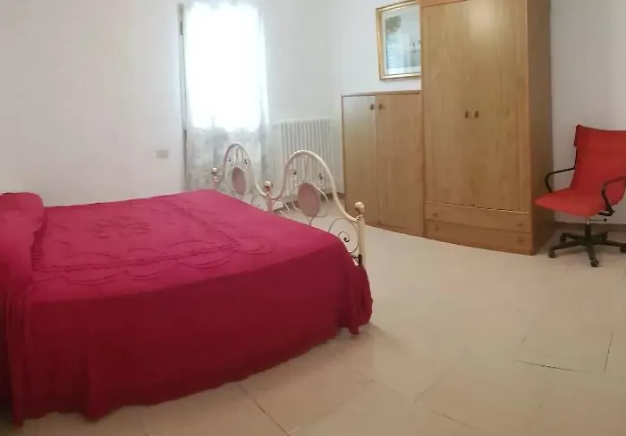 Affittacamere Casa Rosi Montecchio (Marche)